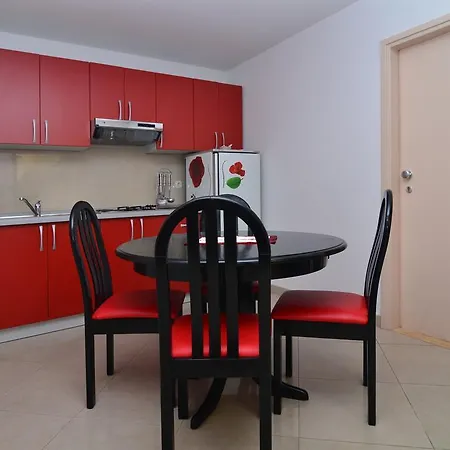 Mucic Apartments Makarska Exterior photo