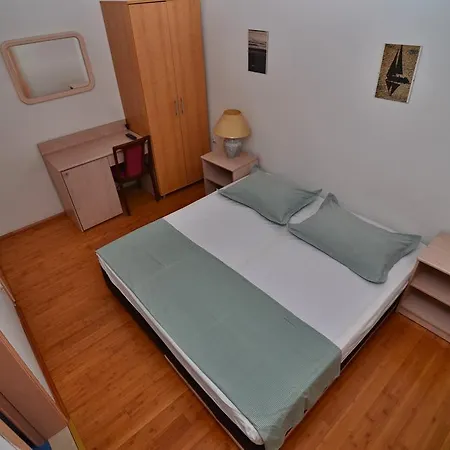 Mucic Apartments Makarska Exterior photo