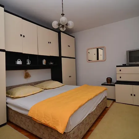 Mucic Apartments Makarska Exterior photo