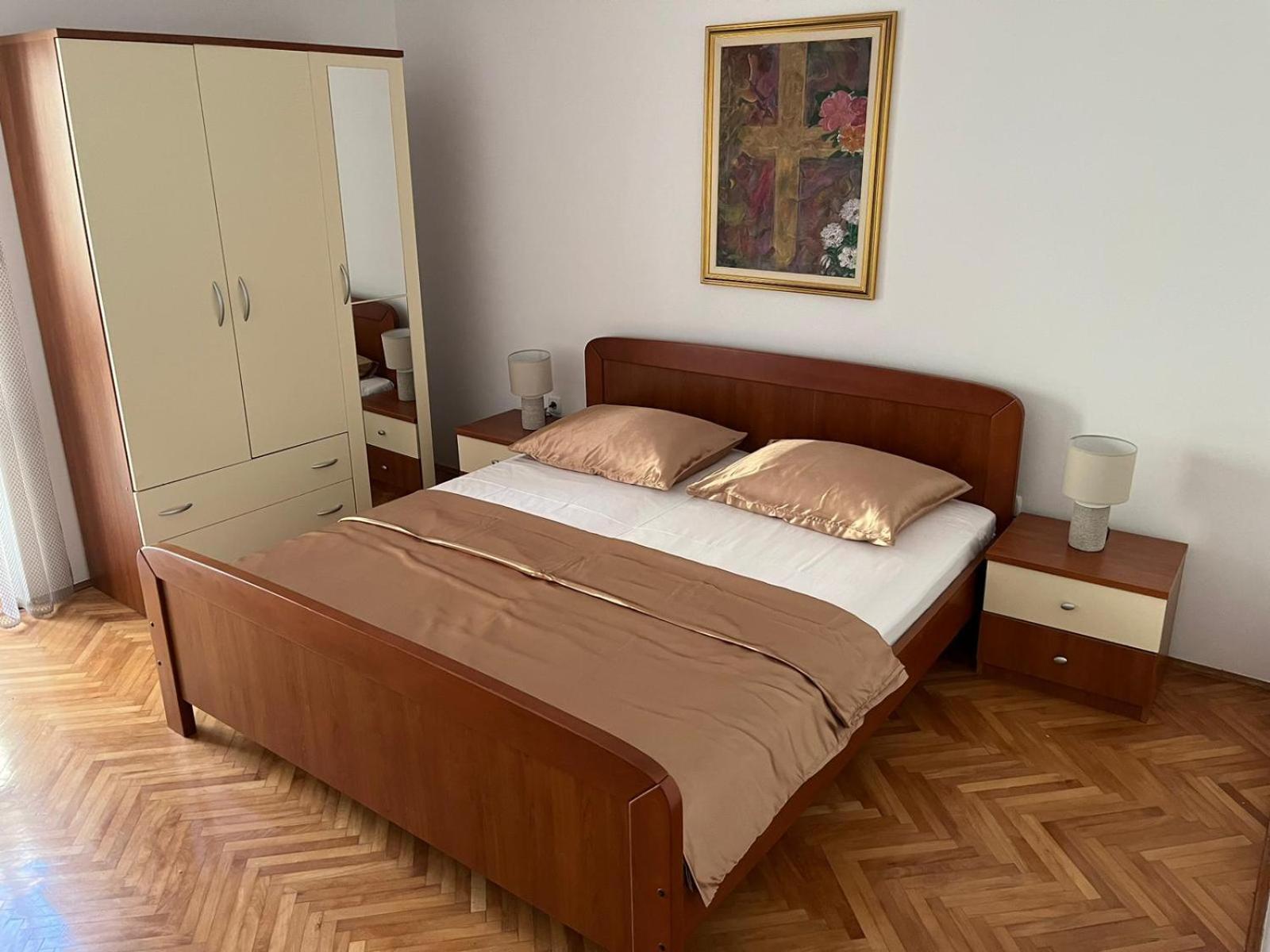 Mucic Apartment Makarska